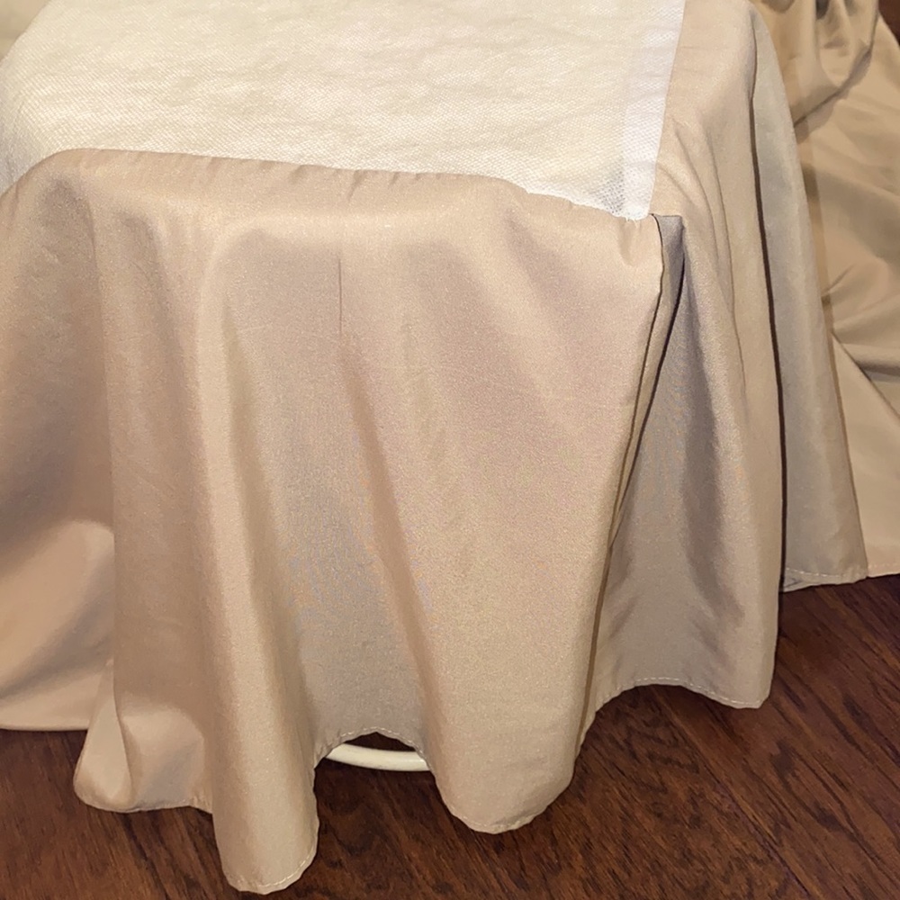Mainstays tan bedskirt flat with pleated corner​